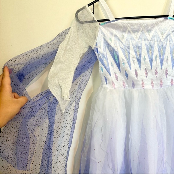 Disney Frozen Snow Queen Elsa Costume Dress - Size: S (4-6X) - Picture 6 of 9